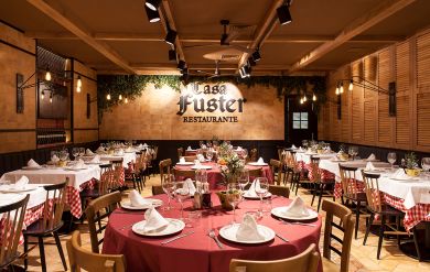 Restaurant avec éclairage Tromilux